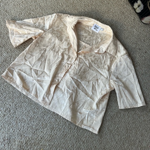 Princess Polly Tops - Princess Polly button up top size 6